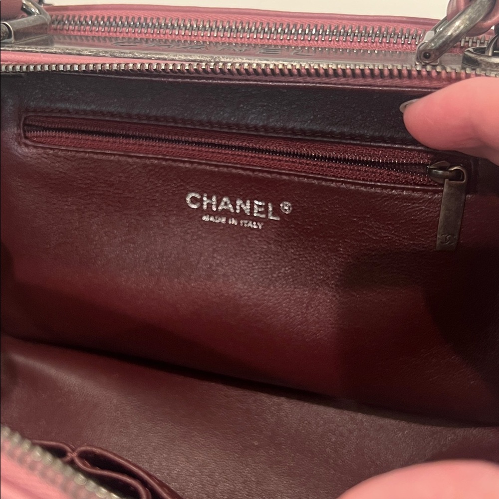 Chanel Trendy CC Top Handle Bowling Bag Quilted Medium Mauve Pink Lilac - Picture 16 of 17